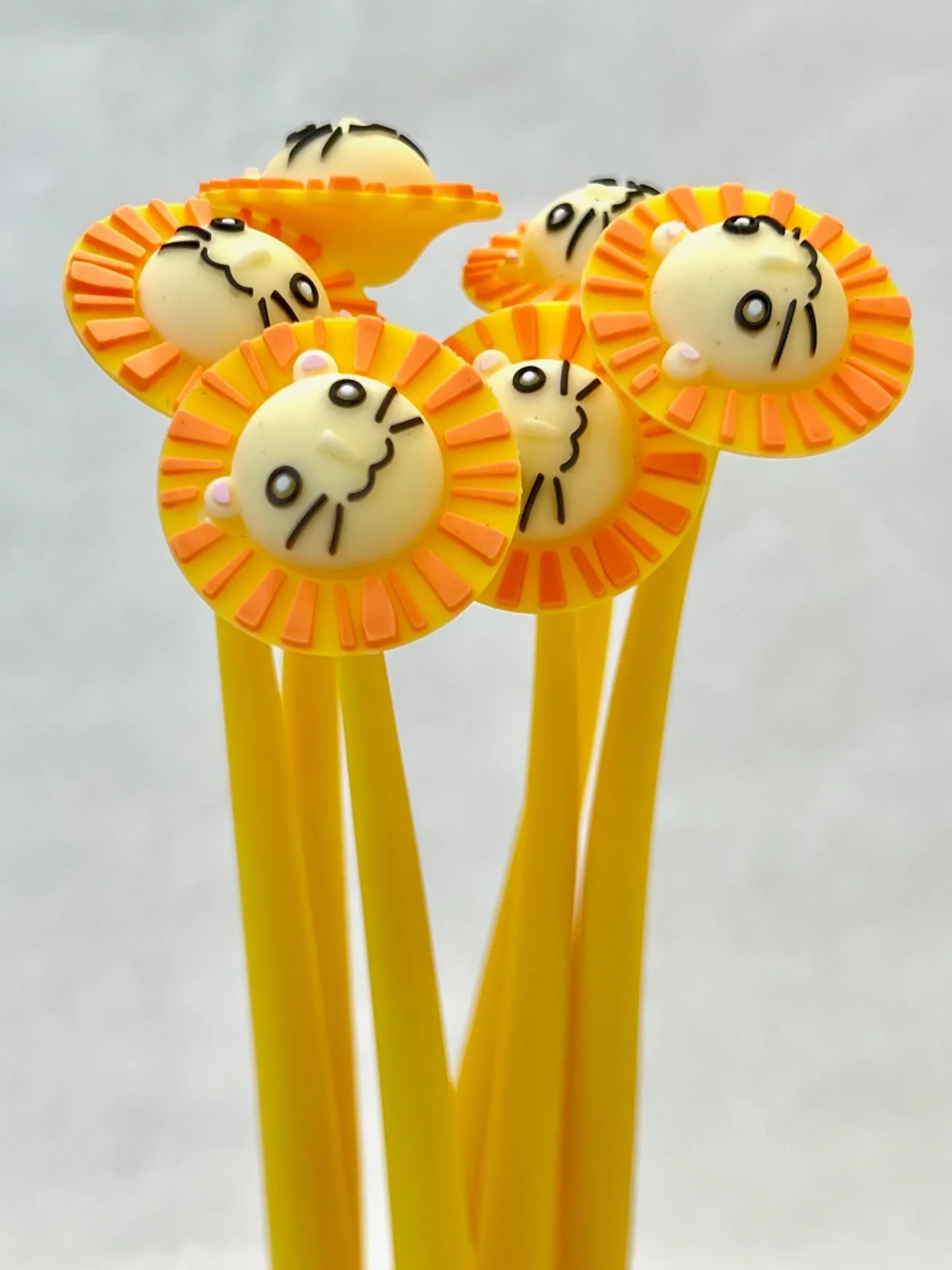 22550 LITTLE LION FLOWER GEL PEN-48