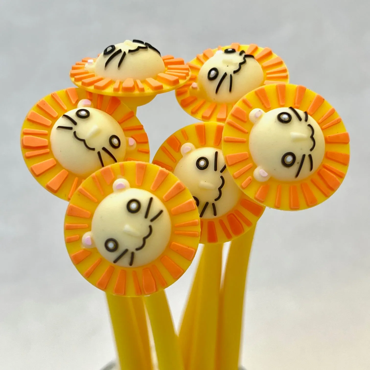22550 LITTLE LION FLOWER GEL PEN-48
