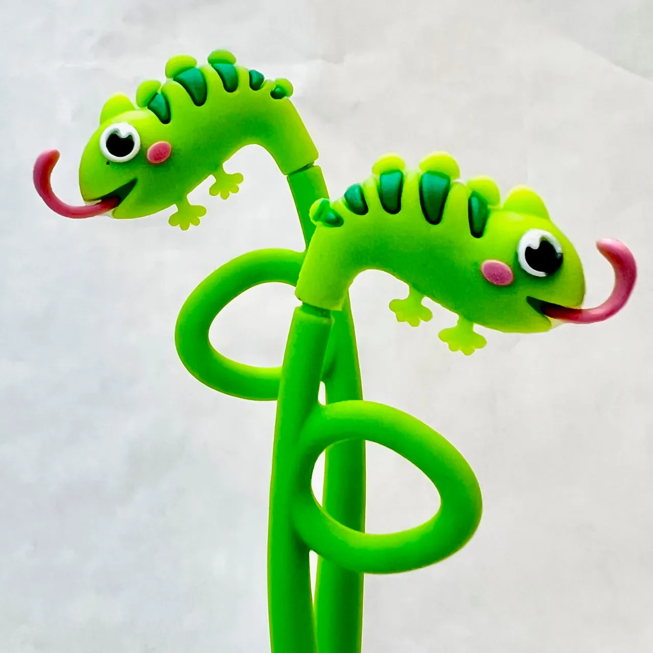 22554 CHAMELEON GEL PEN-48