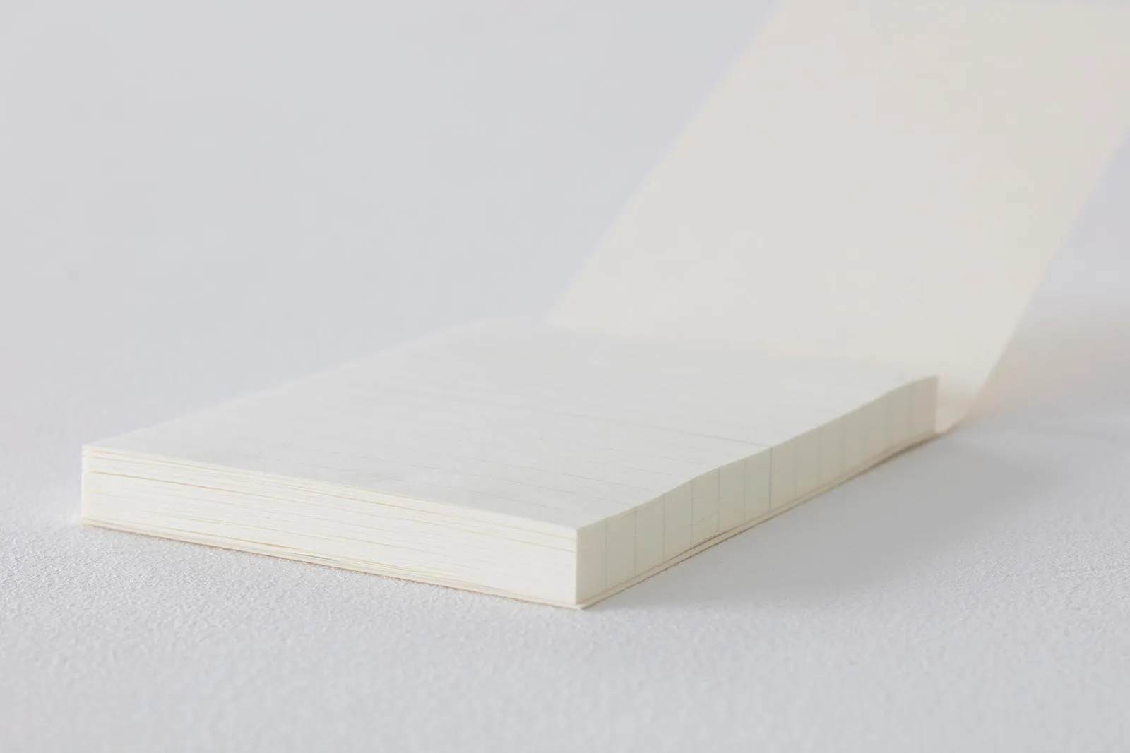 MD Sticky Memo Pad A7 Lined